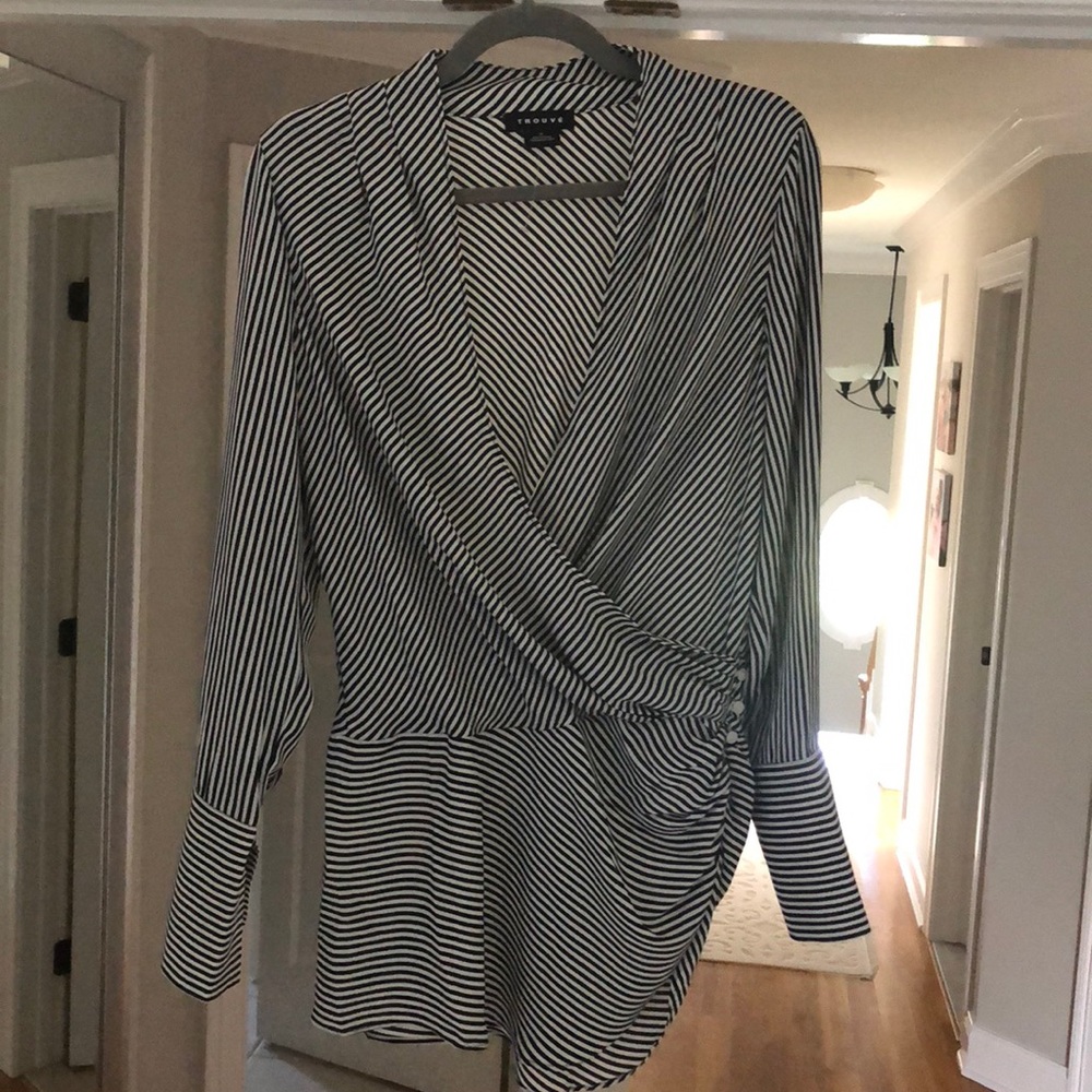 Trouve long sleeve wrap blouse size M